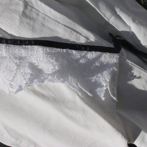 ALL THAT JAZZY MATERNITY BLACK WHITE BLOUSE SIZE MEDIUM L/S LACE TRIM VTG - Picture 8 of 12